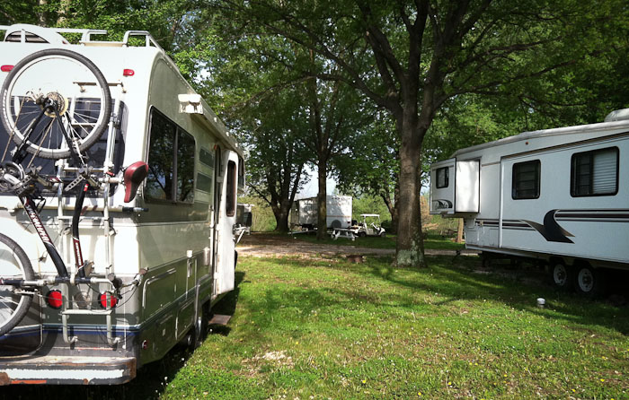 Camped at Timberview Lakes Campground, Bushnell IL, May 12, 2011