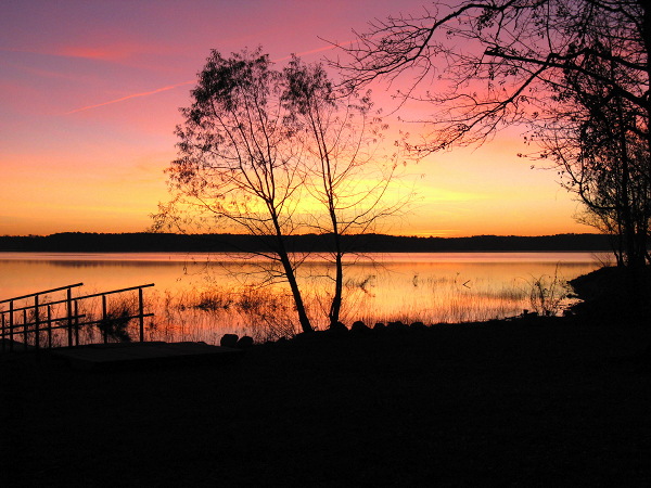Sunrise at Okatibbee Lake, Twiltley Branch Campground, Collinsville MS, December 8, 2008